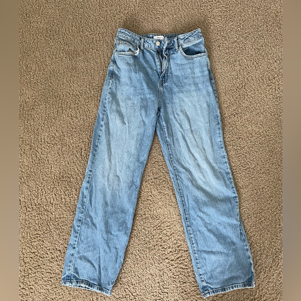 Forever 21 size 27 straight leg Jean